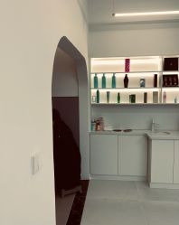 -Hello Lady发型设计