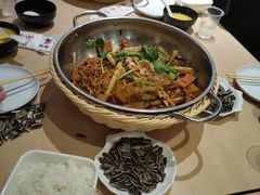 -拿渡麻辣香锅(世茂广场·工三店)