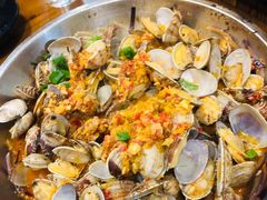 -老东镇啤酒屋海鲜加工·蒸汽海鲜·海鲜烧烤(台东店)