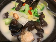 -港丽餐厅(来福士店)