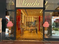 -VENCHI 闻绮(上海佛罗伦萨小镇店)