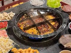 -邓莽子老火锅(中兴路总店)