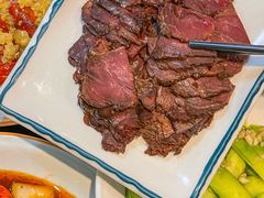 五香牛肉-盱眙虾神於氏龙虾(夫子庙红街店)