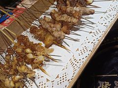 -聚串门儿·东北烧烤(信义坊店)