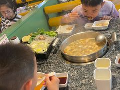 -一席地·本地鸡窝·杭帮鸡火锅(萧山银隆百货店)