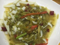 -侬佳蒸菜馆(听潮店)