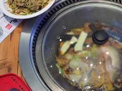 -山里屯铁锅炖·东北菜(康桥店)