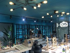 -Trend1881视光·蔡司视觉(领展广场店)