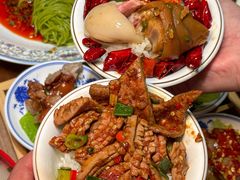 -王婆婆老妈蹄花川菜馆·非物质文化遗产(太古里一店)