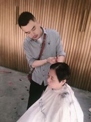 -意廊 Hair Salon