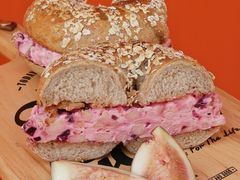 -Catch Bagel(芳草地店)