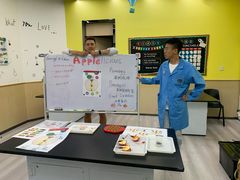 -神奇科学家STEAM科学实验科创赛事机器人编程逻辑思维MadScience(长宁来福士校区)
