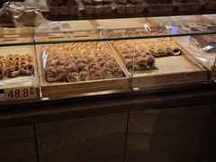 -昆明冠生园·蛋糕·面包(南强街店)