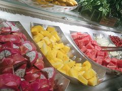 -金滏山烤肉·海鲜·火锅自助餐厅(襄阳万达店)