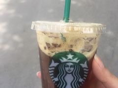 -星巴克(济南丁豪广场店)