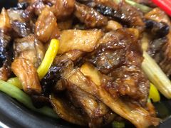 干锅茶树菇-绿雅居原生态农庄(小涌店)