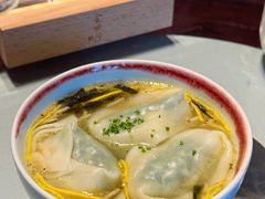 菜肉油渣馄饨-杭州西子湖四季酒店·金沙厅