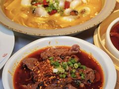 -渝是乎川渝小炒(新世界百货望京店)