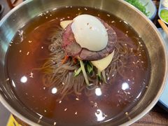 -明洞阿姨·韩式酱蟹烤肉·创意料理(三元桥店)