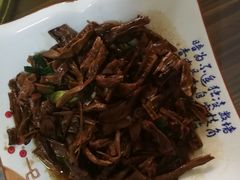-李东农庄(中南百草园地标店)