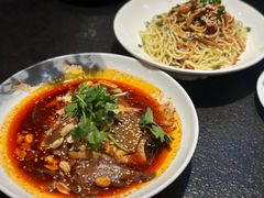 -万重锦·人文川菜馆(骡马市店)