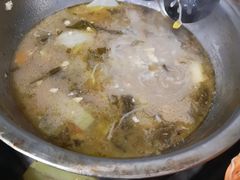 -泸州酸菜豆花火锅川师店