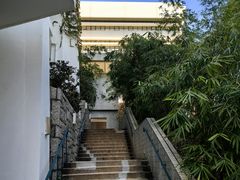 -香港大学