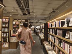 -茑屋书店(天目里店)