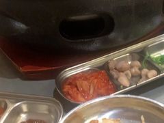 -围炉肉舍•炭烤活鳗•丹东海鲜烤肉(步行街店)