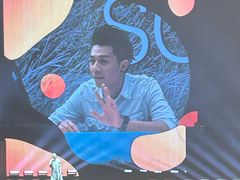 -东方体育中心(地铁站)