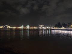 -万绿园