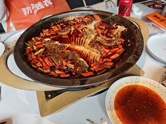 -鸣记脆皮烤鱼(三八广场店)