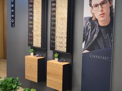 -茂昌眼镜验配中心