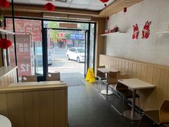 -华莱士·全鸡汉堡(安庆高铁站店)