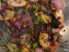 -休记光头香辣蟹干锅(绵竹店)