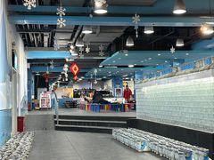 -乔波室内滑雪场