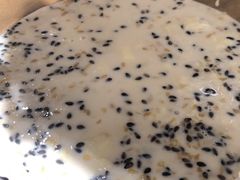 -白翔甜食店