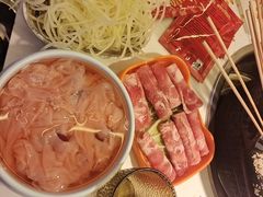 -钢管厂五区小郡肝串串香(蜀都万达店)
