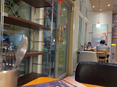 -必胜客(WOW昙华林店)