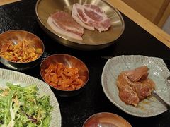 -臻牛烤肉