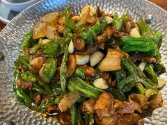-钟掌勺忘不了地道湘菜(新天地假日广场店)
