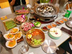 -围炉肉舍•炭烤活鳗•丹东海鲜烤肉(步行街店)