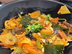 -醉人椒麻辣香锅(王府井喜悦店)