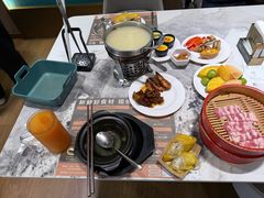 -金马门国际美食百汇(珞喻路店)