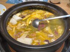 -一朵菌·野生菌探索家火锅(南亚店)