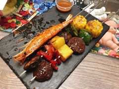 炭烧阿根廷红虾扒凤梨-遇见杜尚西餐厅(万达金街店)