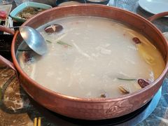 -三人行骨头王火锅(长寿店)
