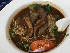 -贯一台湾牛肉面(八一七中路店)