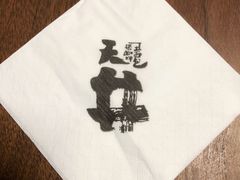 -天井·丑面包搭咖啡