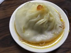 蟹黄汤包-鲁氏汤包王(长白街店)